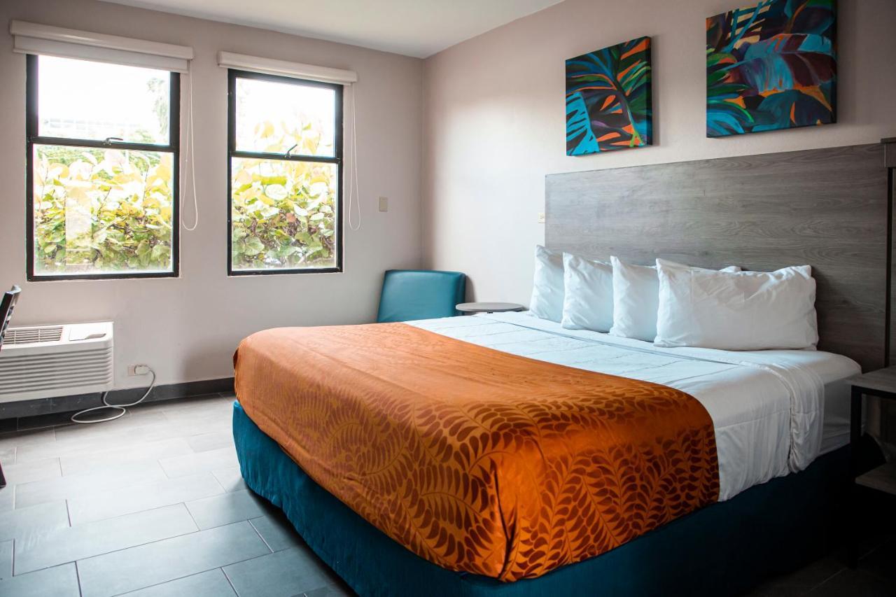 Parador El Faro Aguadilla Zewnętrze zdjęcie