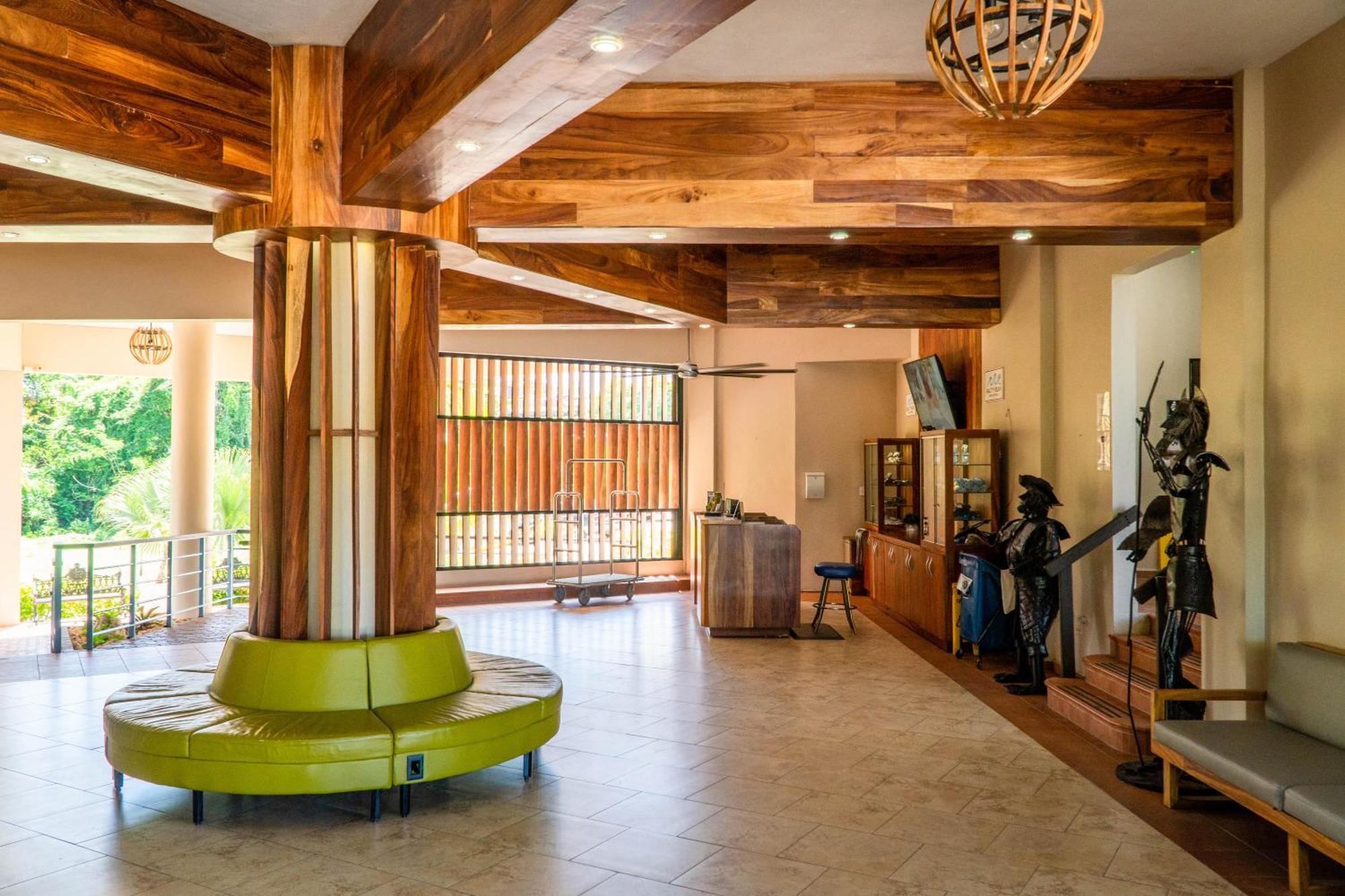 Parador El Faro Aguadilla Zewnętrze zdjęcie